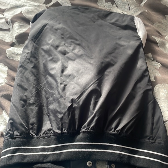 Jacket - Picture 3 of 3